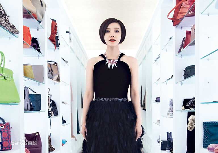 高清郭采洁(Amber Kuo)在《小时代》系列饰顾里中的图集