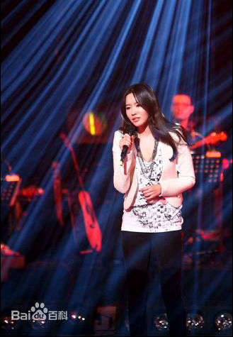 金亚中(Kim A-Joong)高清杂志图册