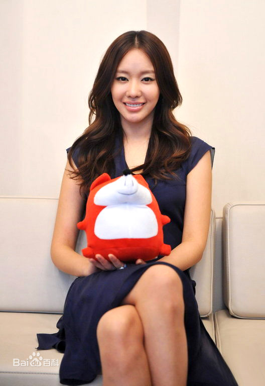 金亚中(Kim A-Joong)高清杂志图册