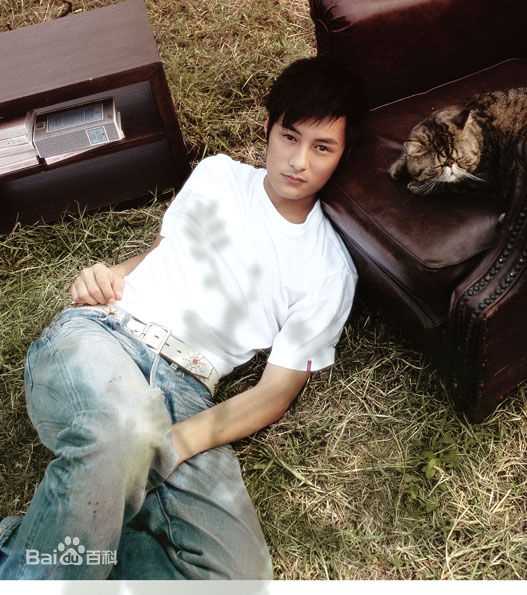 余文乐(Shawn Yue)前后照片