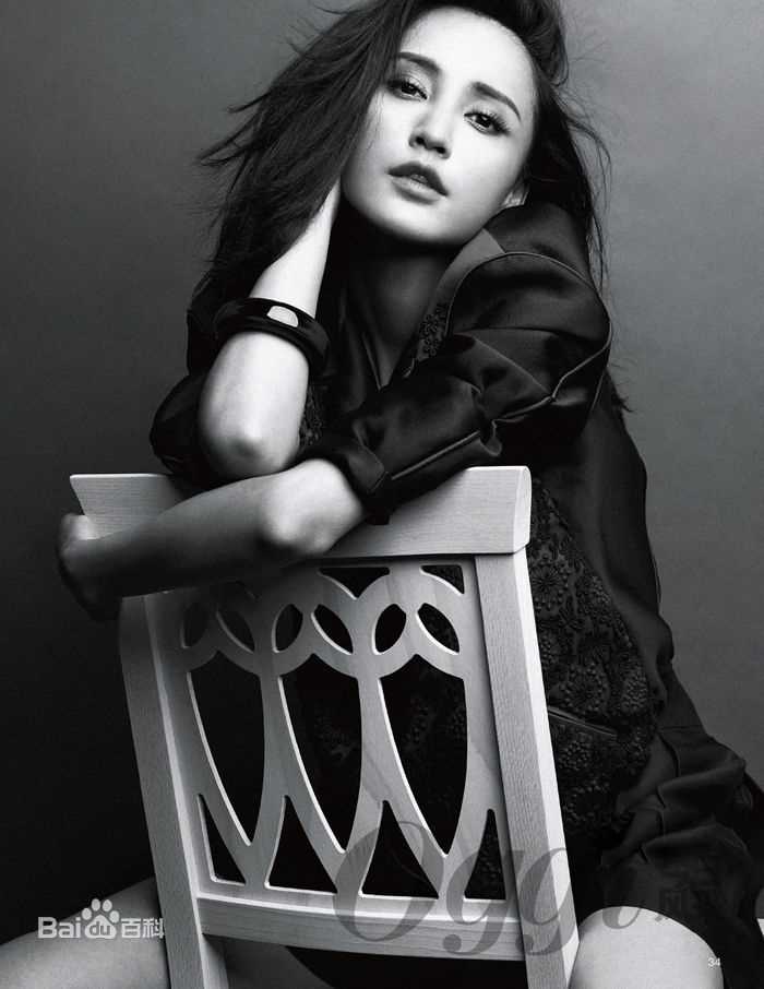 张歆艺(Zhang Xinyi)前后照片