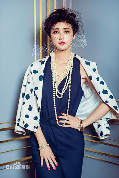 张歆艺(Zhang Xinyi)最优质瑞丽杂志相册