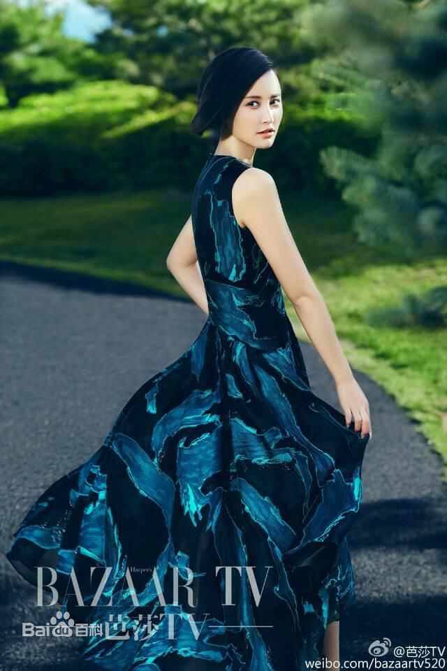 张歆艺(Zhang Xinyi)在《芭莎TV》中的