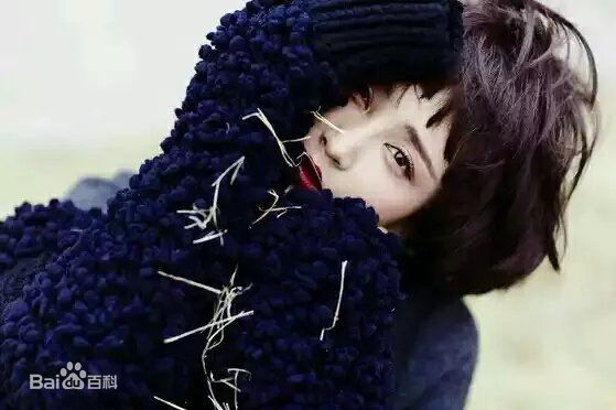 最全张歆艺(Zhang Xinyi)在《时尚芭莎》中的相册