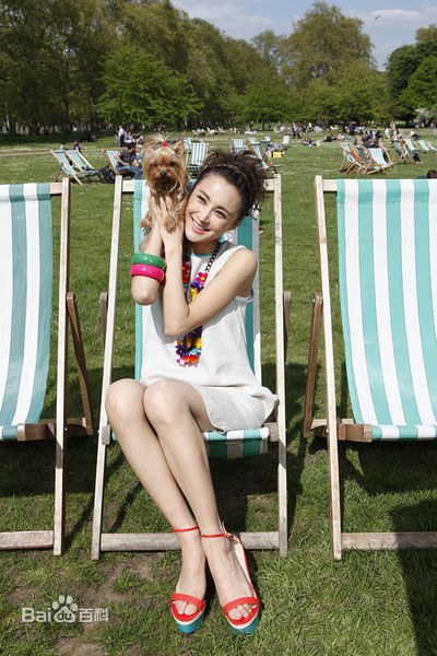 张歆艺(Zhang Xinyi)精彩图册1