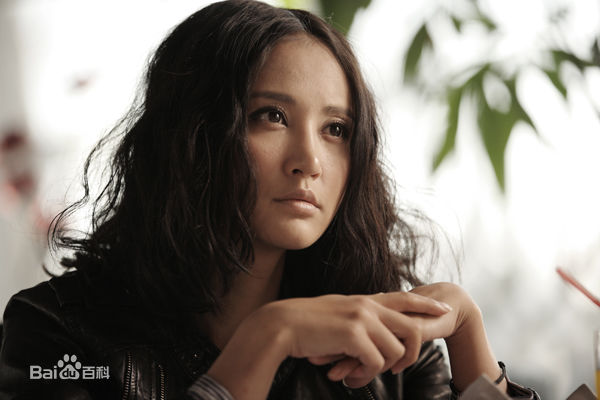 张歆艺(Zhang Xinyi)在《北京爱情故事》饰林夏中的