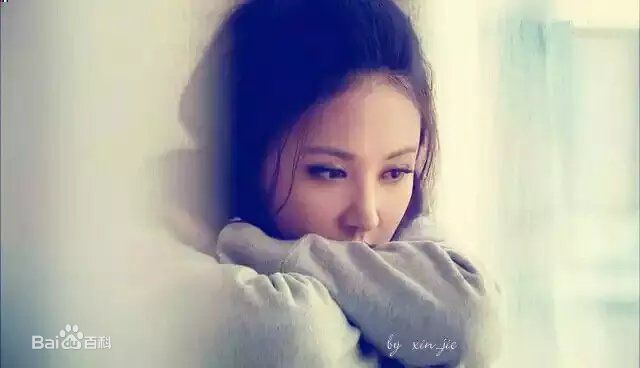 张歆艺(Zhang Xinyi)在《北京爱情故事》饰林夏中的