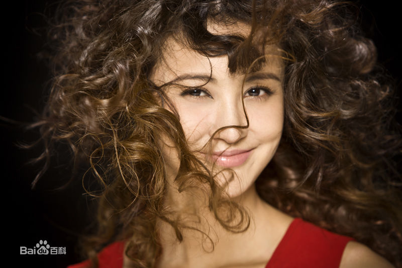 最新张歆艺(Zhang Xinyi)精彩图册