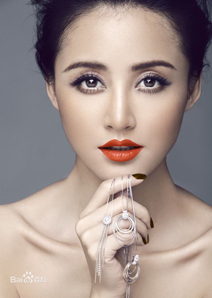 最新张歆艺(Zhang Xinyi)精彩图册