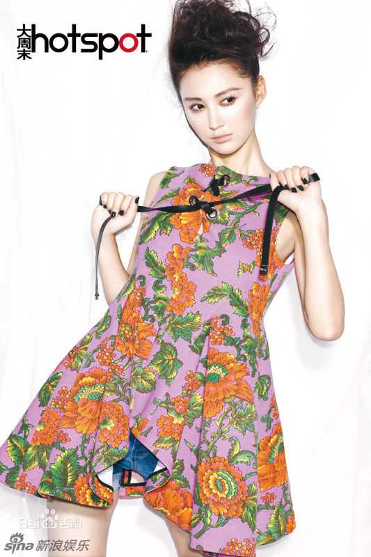 最新张歆艺(Zhang Xinyi)精彩图册