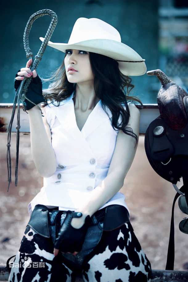 精选张歆艺(Zhang Xinyi)精彩图册