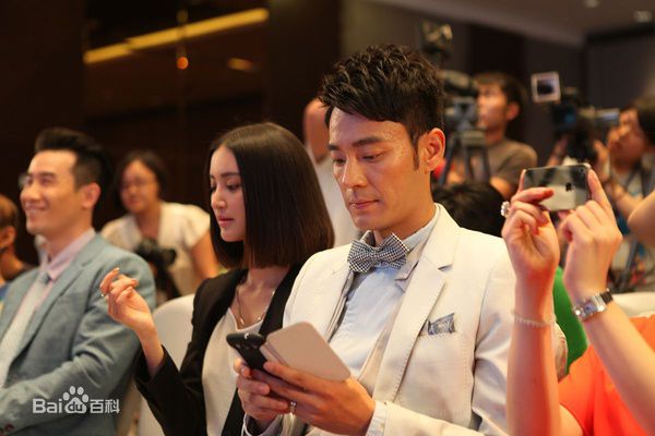 精选张歆艺(Zhang Xinyi)精彩图册1