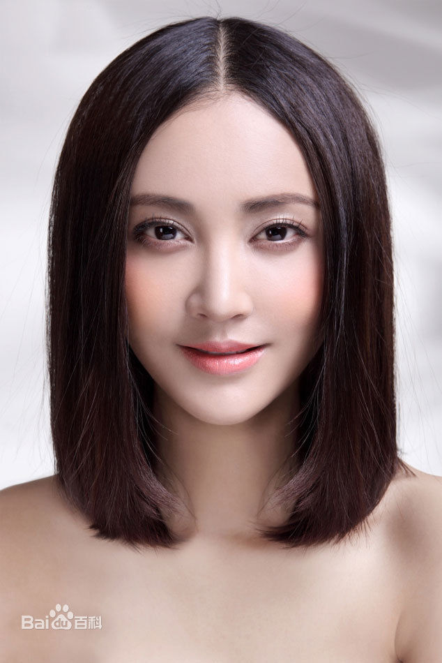 精选张歆艺(Zhang Xinyi)精彩图册1