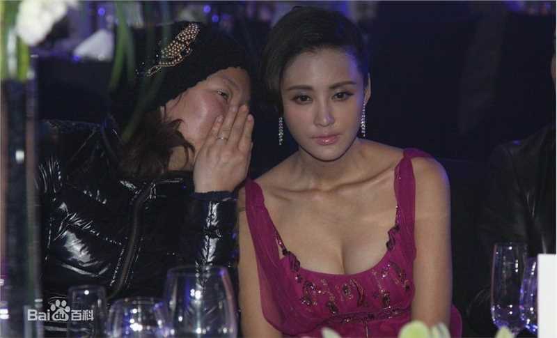 精选张歆艺(Zhang Xinyi)精彩图册1