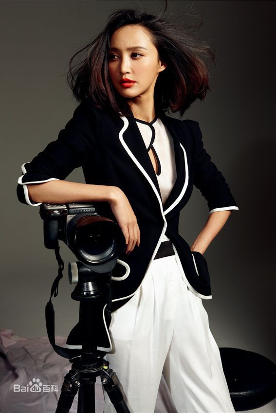 最新张歆艺(Zhang Xinyi)精彩图册