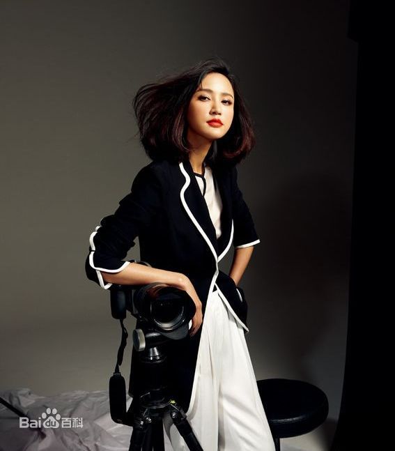 最新张歆艺(Zhang Xinyi)精彩图册