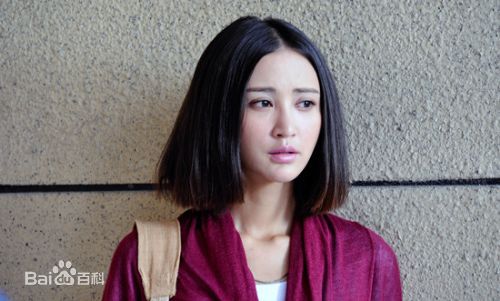 高清张歆艺(Zhang Xinyi)在《第三种爱情》饰邹雨中的图集