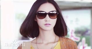 高清张歆艺(Zhang Xinyi)在《第三种爱情》饰邹雨中的图集