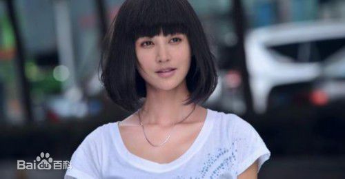 高清张歆艺(Zhang Xinyi)在《第三种爱情》饰邹雨中的图集