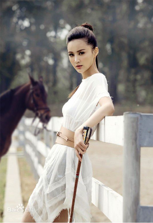 张歆艺(Zhang Xinyi)靓图素颜照相册