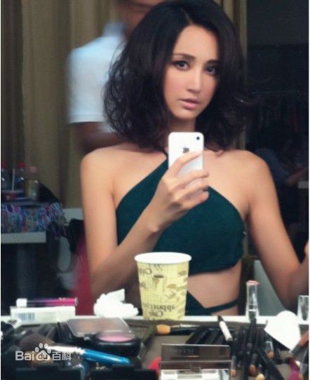 张歆艺(Zhang Xinyi)微博美图图册