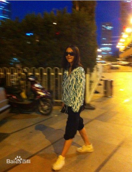 张歆艺(Zhang Xinyi)微博美图图册