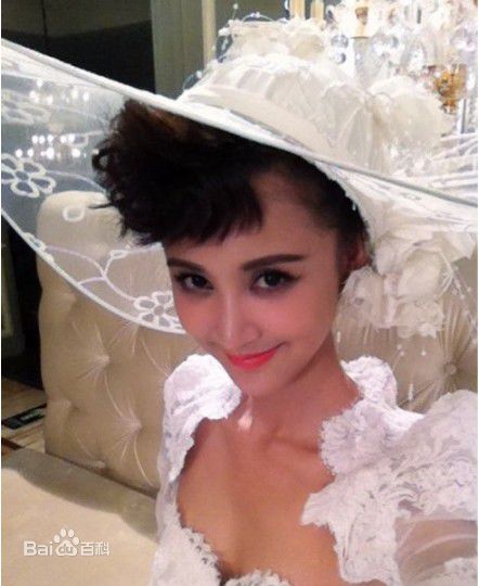 张歆艺(Zhang Xinyi)微博美图图册