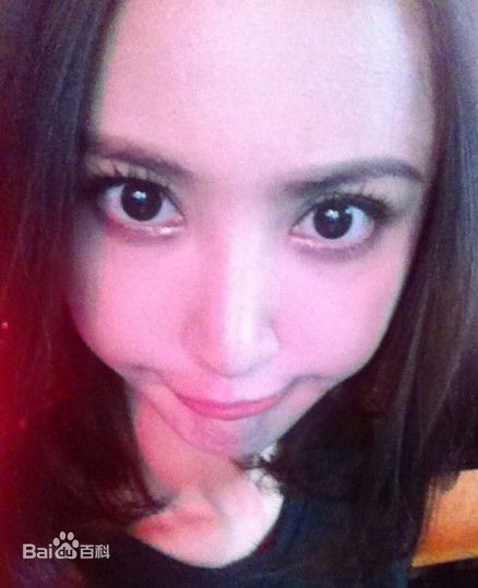 张歆艺(Zhang Xinyi)微博美图图册