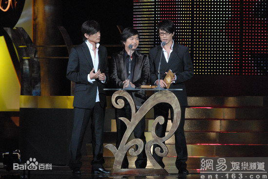 包小柏(Tino)第18届金曲奖颁奖典礼性感图片图集