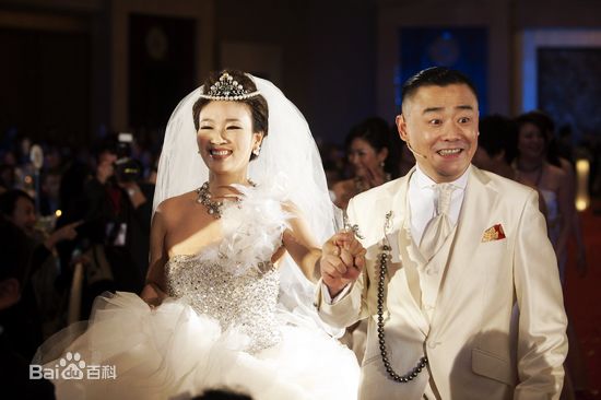 周立波(Zhou Libo)婚礼素颜照壁纸