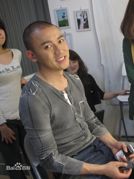 聂远最全杂志照壁纸