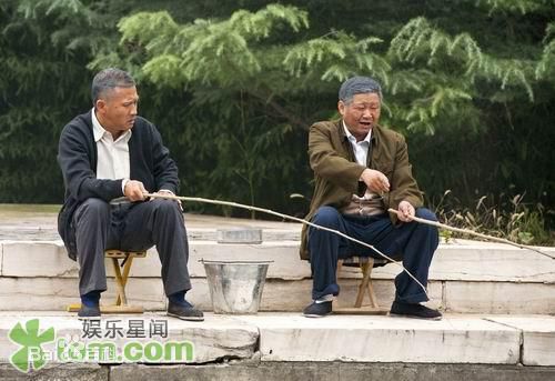 高清聂远在出演《革命人永远是年轻》饰演陈志中的图集