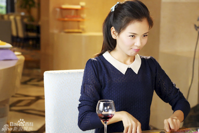 最新刘涛(Tamia Liu)在《恋者多喜欢》程雨中的图集