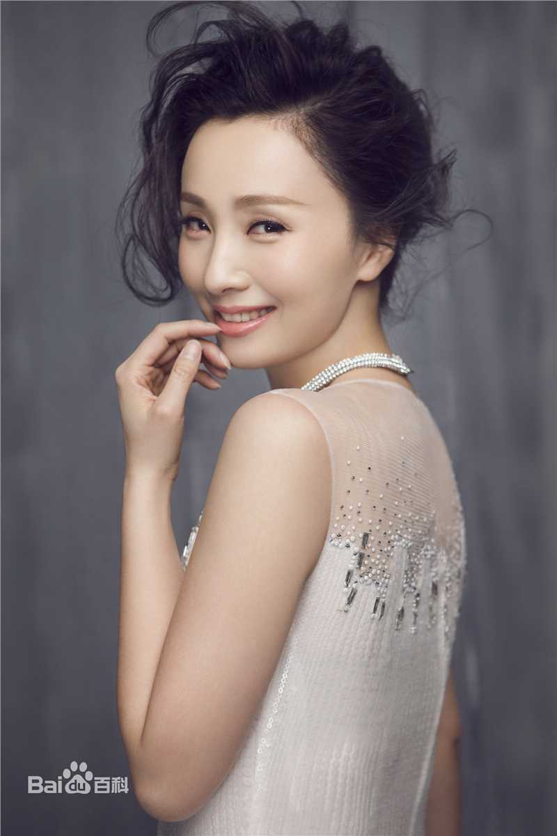 陶虹时尚大片温婉动人 千面女王惊艳惹眼图片图集