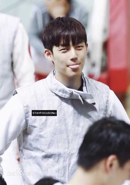 董力的击剑生涯性感图片图集