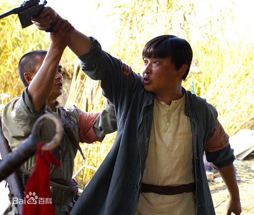 吕小品影视剧照