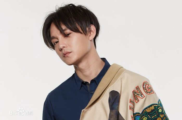 最优质尹正素颜照