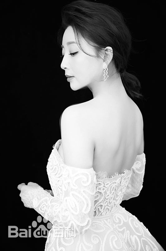 殷桃(Yin Tao)照片性感图片图集