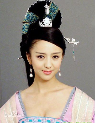 佟丽娅(Tong Liya、 Liliya)微博照图册