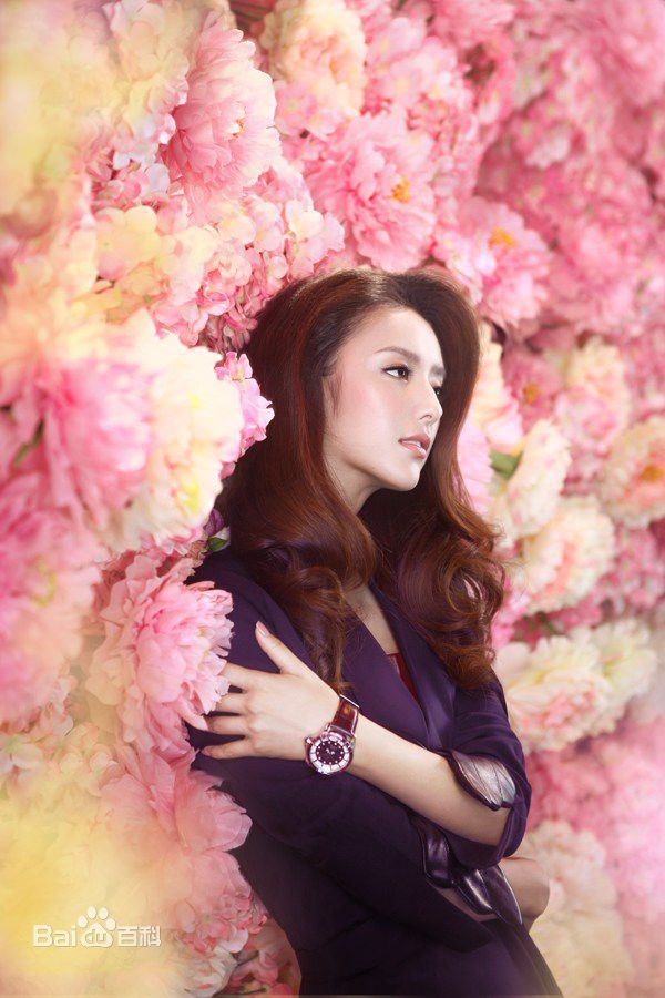 佟丽娅(Tong Liya、 Liliya)精选-时尚图册