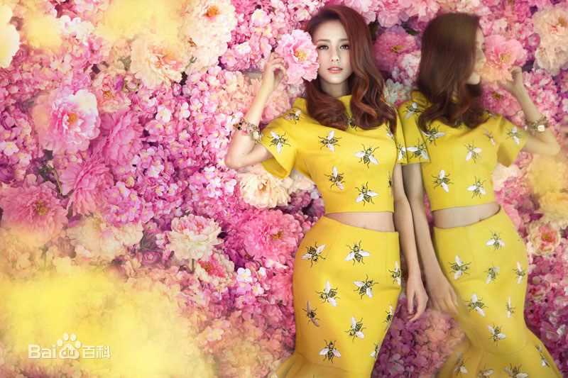 佟丽娅(Tong Liya、 Liliya)精选-时尚图册