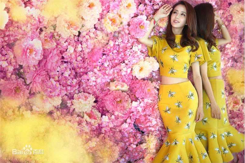 佟丽娅(Tong Liya、 Liliya)精选-时尚图册