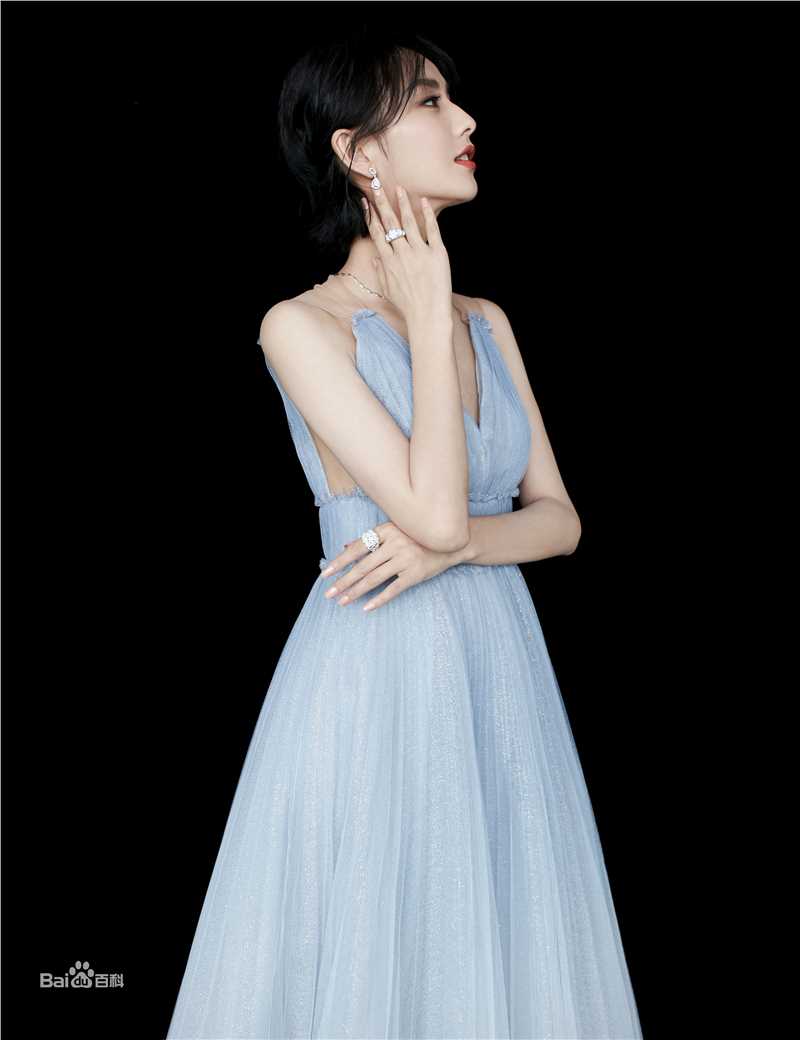 佟丽娅(Tong Liya、 Liliya)国剧盛典图册