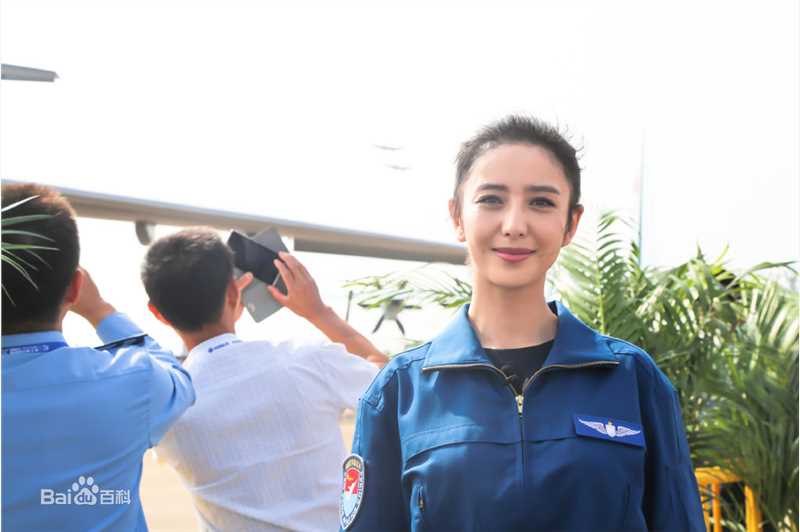 佟丽娅(Tong Liya、 Liliya)真正男子汉第二季图册