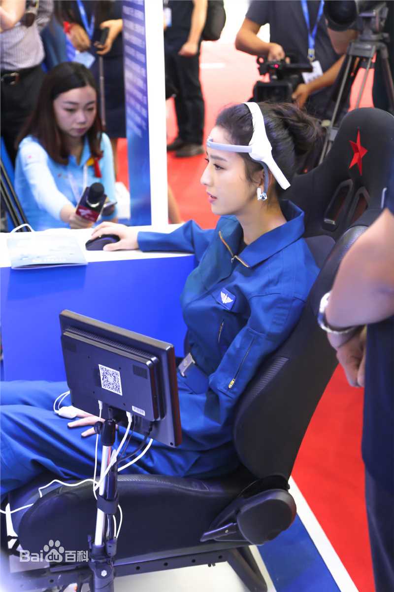 佟丽娅(Tong Liya、 Liliya)真正男子汉第二季图册