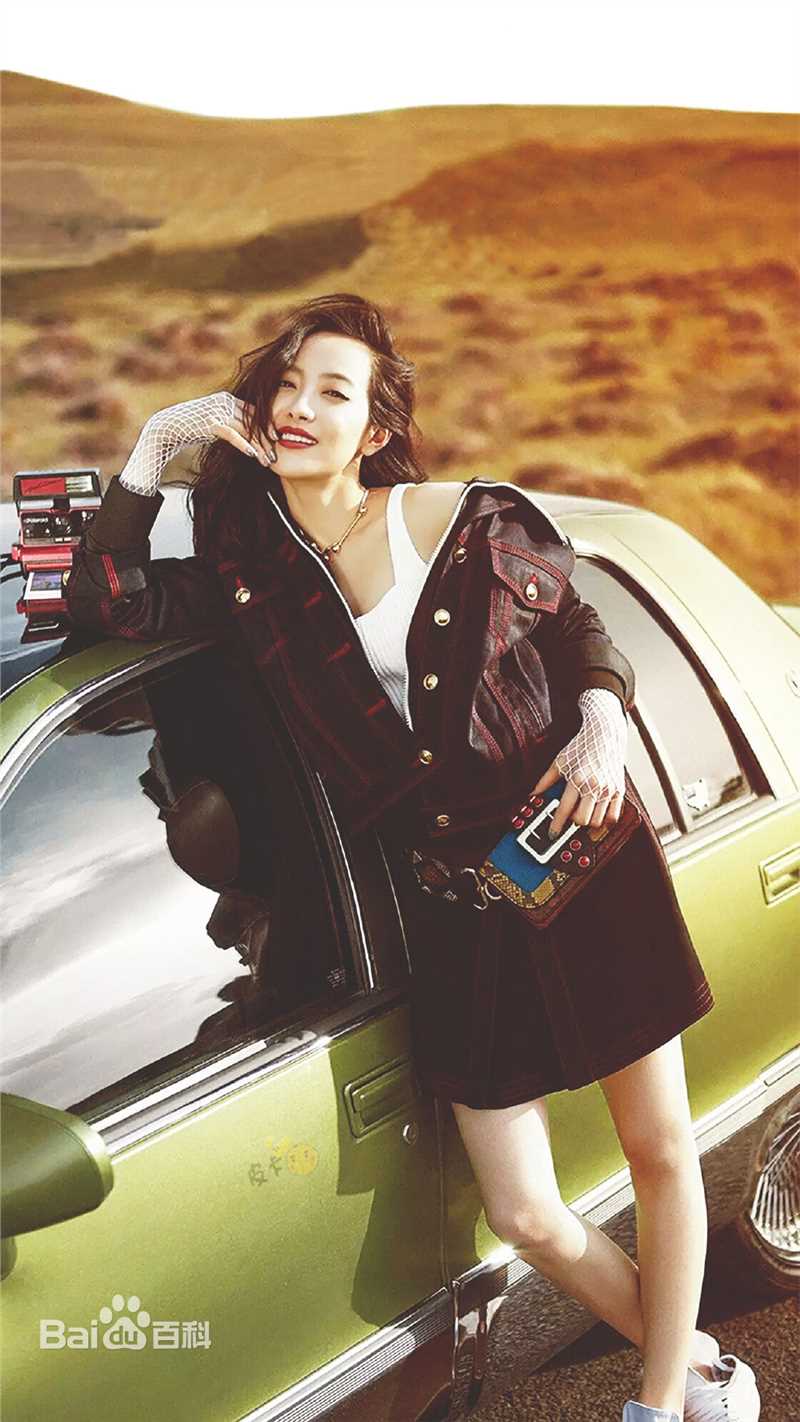 宋茜(Victoria Song)最新杂志壁纸