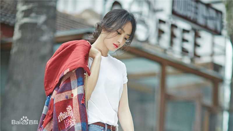 宋茜(Victoria Song)最新杂志壁纸