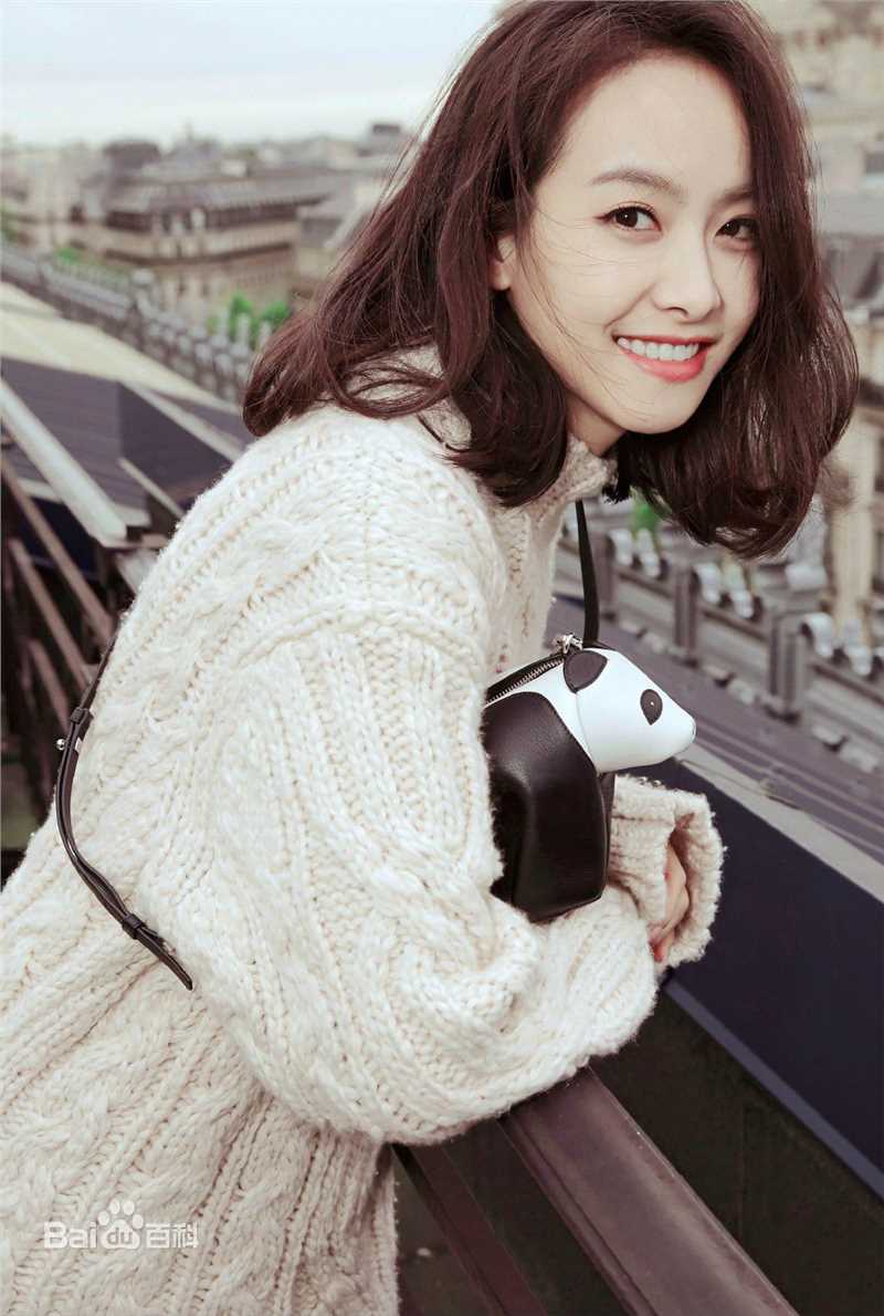 宋茜(Victoria Song)街拍图册