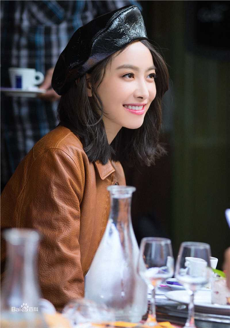 宋茜(Victoria Song)街拍图册