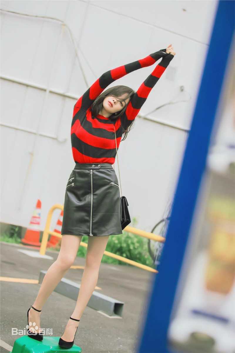 宋茜(Victoria Song)街拍图册